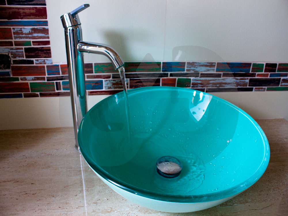 Proyectos de acabados de Vanitorys - Baño y Ducha en Cajamarca